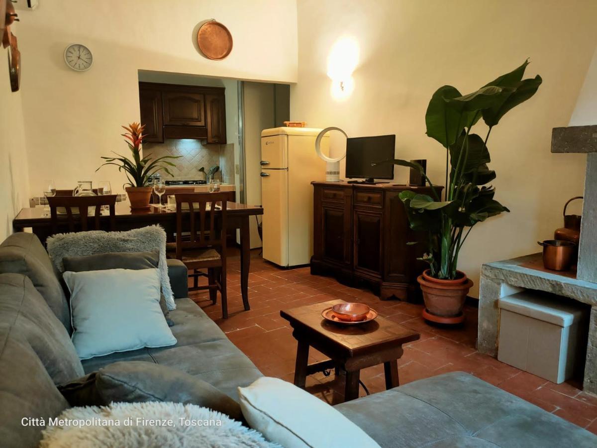 Overlooking'S Duomo Apartment In Mercato Centrale فلورنس المظهر الخارجي الصورة